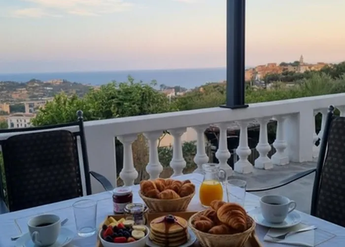 Semesterbostad Casa Thibaut Poggi