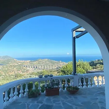 Casa Thibaut Holiday home Poggi